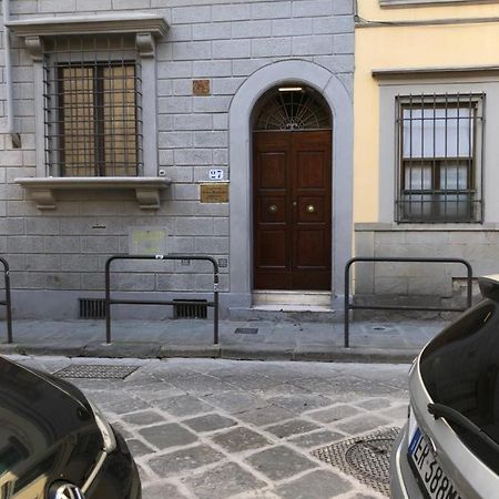 Solo Traveller Bedroom In Homestays City Center Florenz Exterior foto