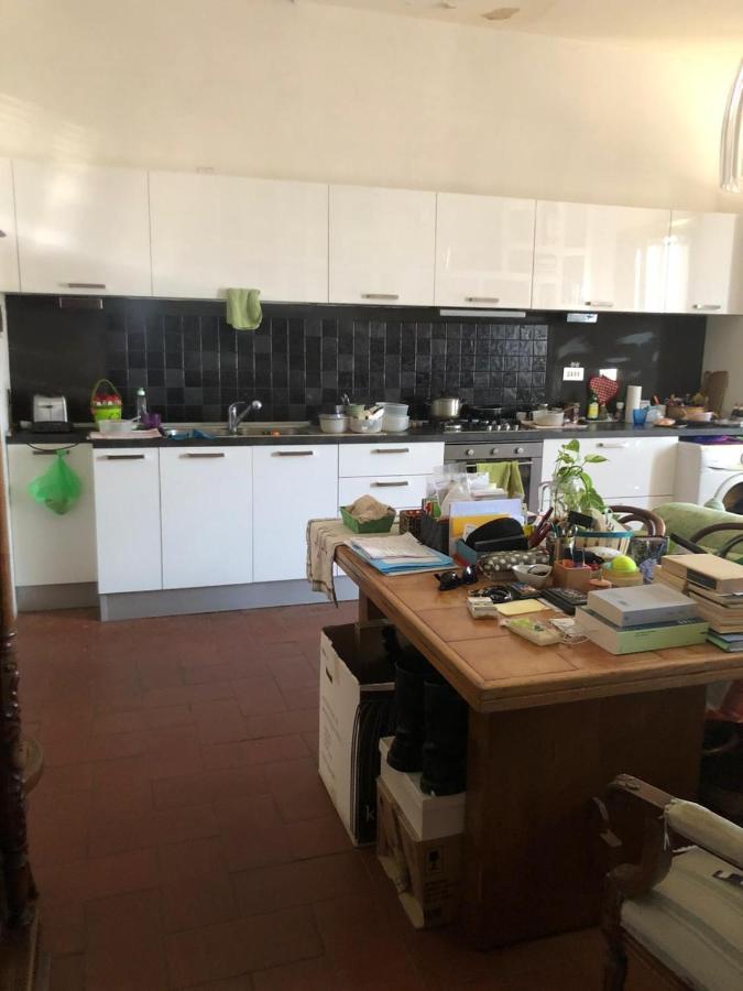 Solo Traveller Bedroom In Homestays City Center Florenz Exterior foto