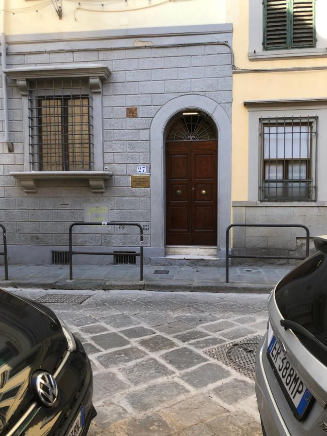 Solo Traveller Bedroom In Homestays City Center Florenz Exterior foto